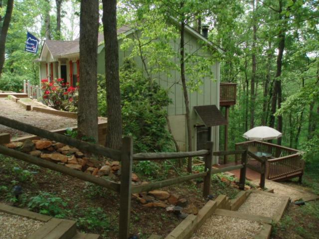 Mountain Top Lodge Dahlonega Exterior photo